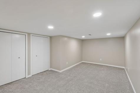32383 S Burr Oak Drive Solon OH 44139