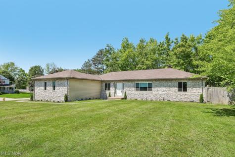 32383 S Burr Oak Drive Solon OH 44139