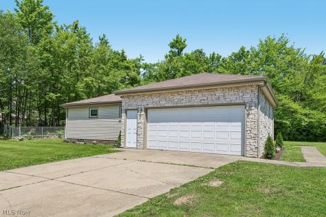 32383 S Burr Oak Drive Solon OH 44139