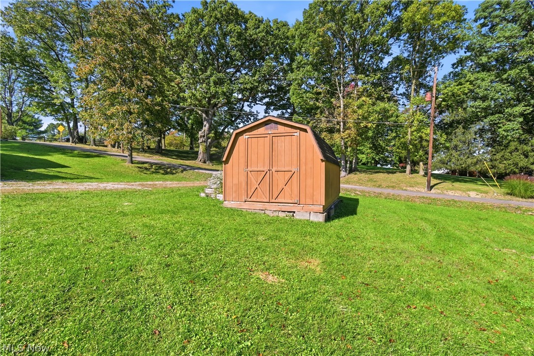 48 Shandon Avenue Zanesville OH 43701