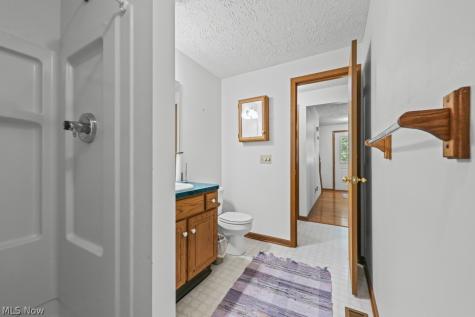 10175 Johnson Road North Benton OH 44449