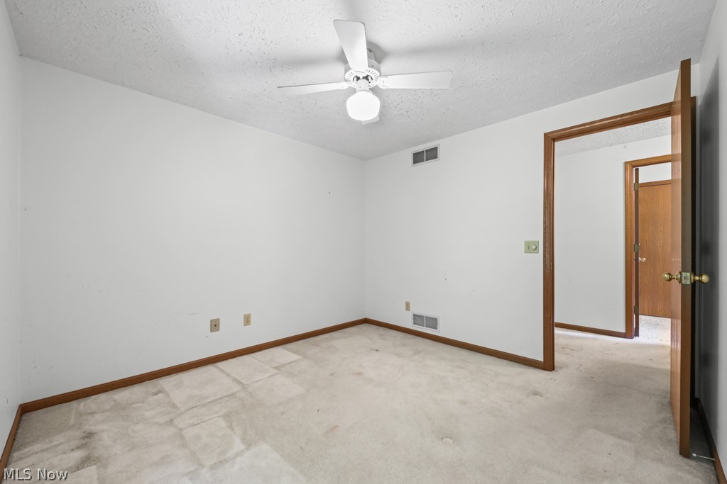 10175 Johnson Road North Benton OH 44449