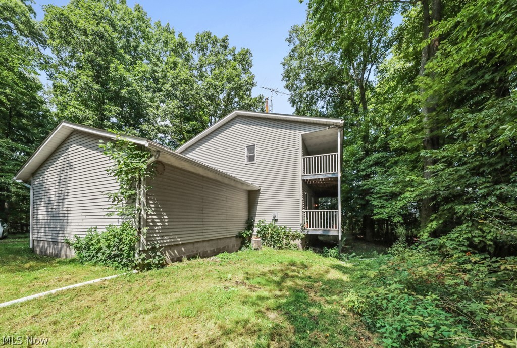 10175 Johnson Road North Benton OH 44449