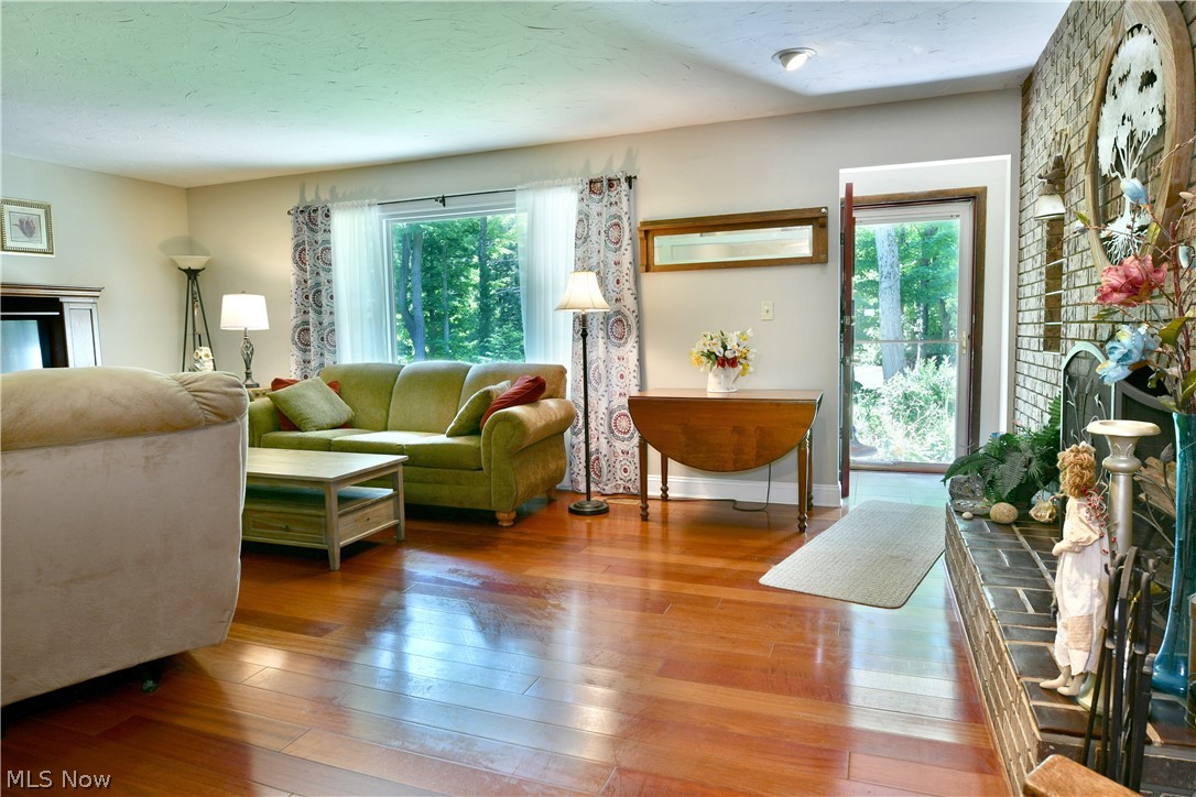 6103 Allyn Road Hiram OH 44234