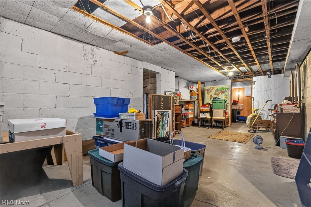 306 Everett Street Grand River OH 44045