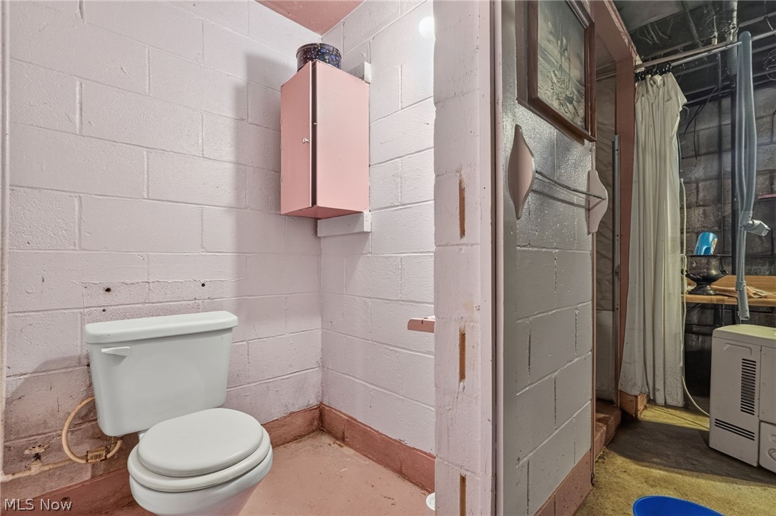 306 Everett Street Grand River OH 44045