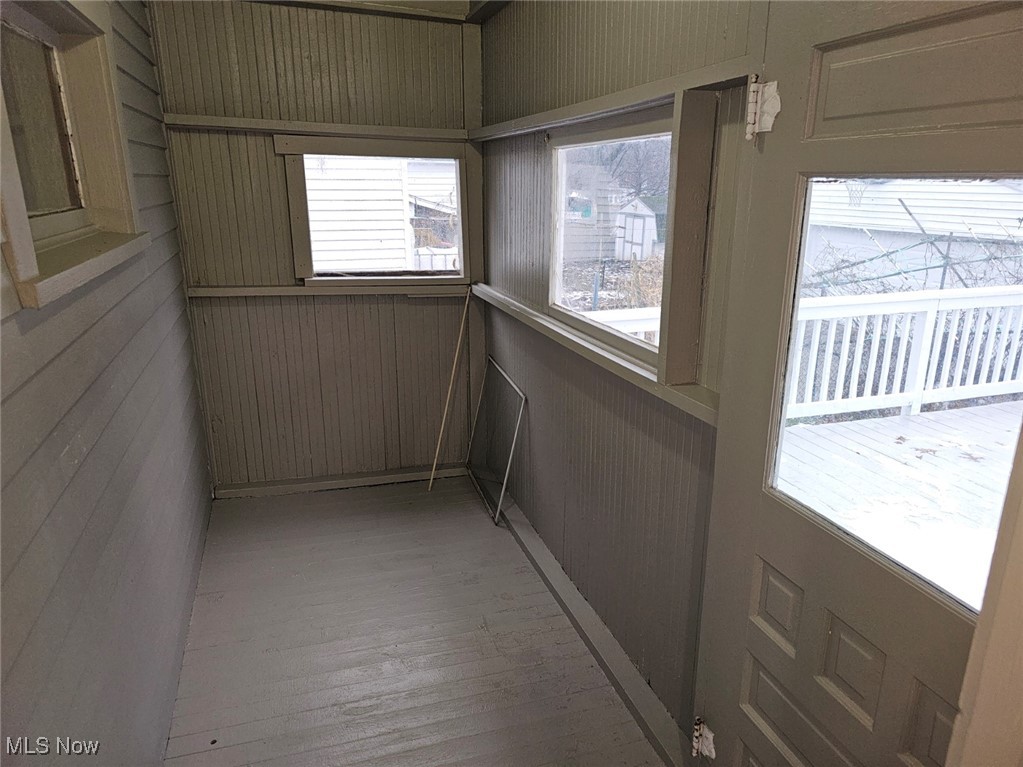 1098 Big Falls Avenue Akron OH 44310