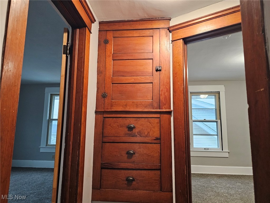 1098 Big Falls Avenue Akron OH 44310