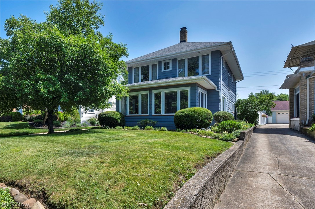 17435 Lake Avenue Lakewood OH 44107