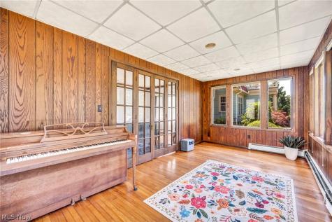 17435 Lake Avenue Lakewood OH 44107