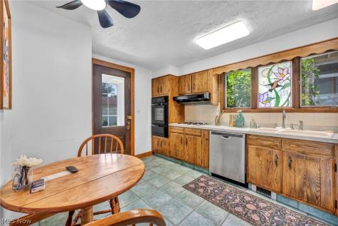 17435 Lake Avenue Lakewood OH 44107