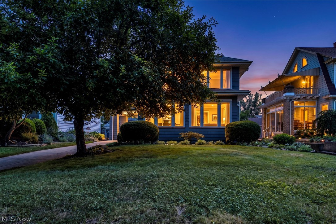 17435 Lake Avenue Lakewood OH 44107