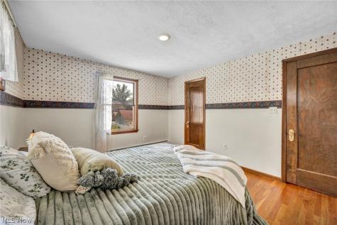 17435 Lake Avenue Lakewood OH 44107