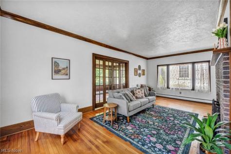 17435 Lake Avenue Lakewood OH 44107