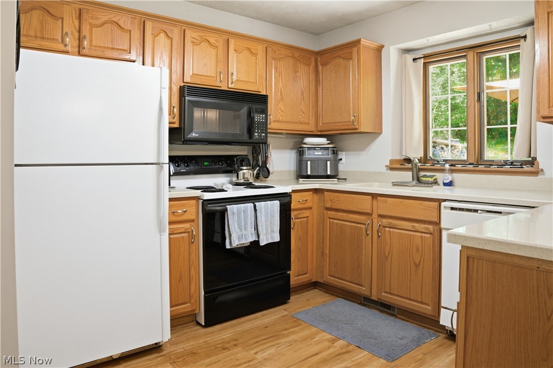 48266 Dyke Road Negley OH 44441