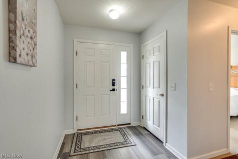 1240 Winter Fern Avenue Akron OH 44312