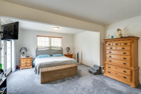 1240 Winter Fern Avenue Akron OH 44312
