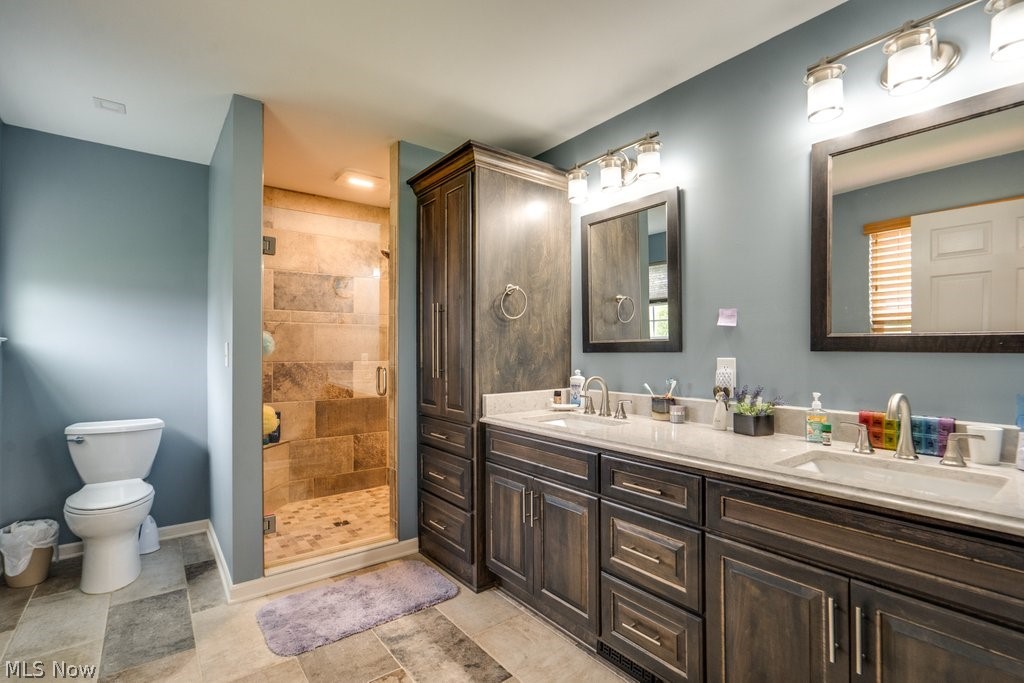 1240 Winter Fern Avenue Akron OH 44312