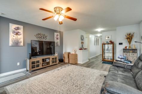 1240 Winter Fern Avenue Akron OH 44312