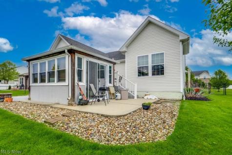 1240 Winter Fern Avenue Akron OH 44312