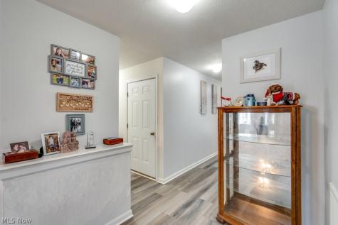 1240 Winter Fern Avenue Akron OH 44312