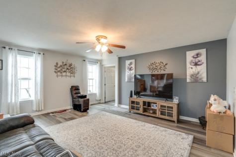 1240 Winter Fern Avenue Akron OH 44312