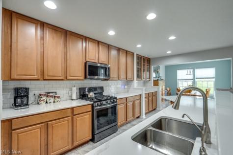 1240 Winter Fern Avenue Akron OH 44312