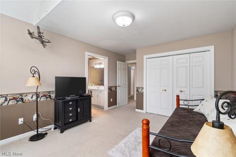 2912 Ironwood Drive Akron OH 44312