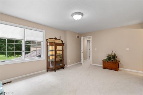 2912 Ironwood Drive Akron OH 44312