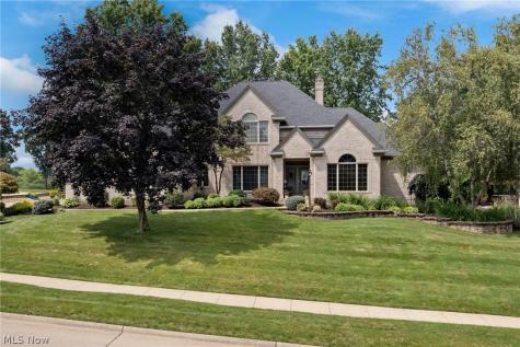 2912 Ironwood Drive Akron OH 44312