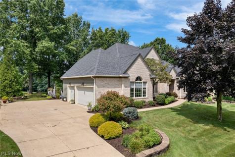 2912 Ironwood Drive Akron OH 44312