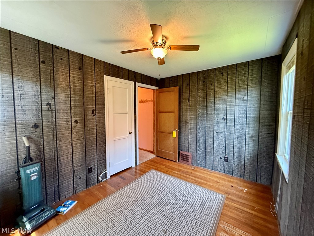 2427 Fortune Avenue Parma OH 44134