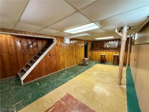 2427 Fortune Avenue Parma OH 44134