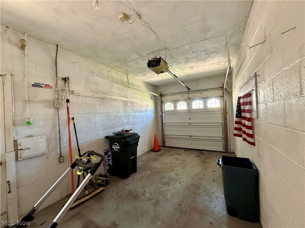 2427 Fortune Avenue Parma OH 44134