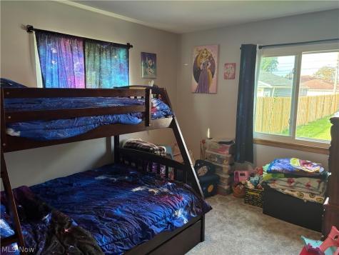 7270 Glenn Oval Drive Parma OH 44130