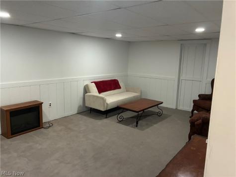7270 Glenn Oval Drive Parma OH 44130