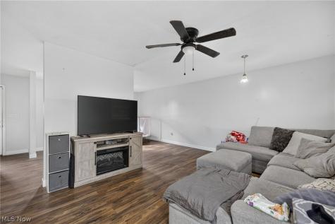 9928 Highland Way Streetsboro OH 44241