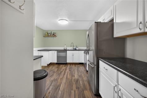 9928 Highland Way Streetsboro OH 44241