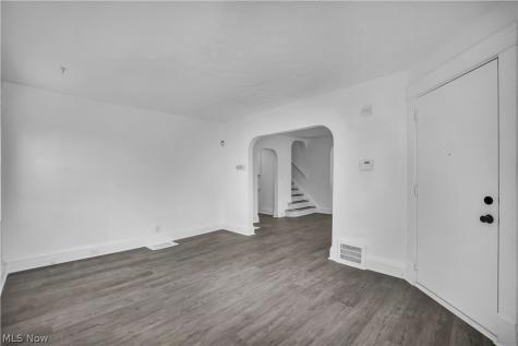 3338 E 119th Street Cleveland OH 44120