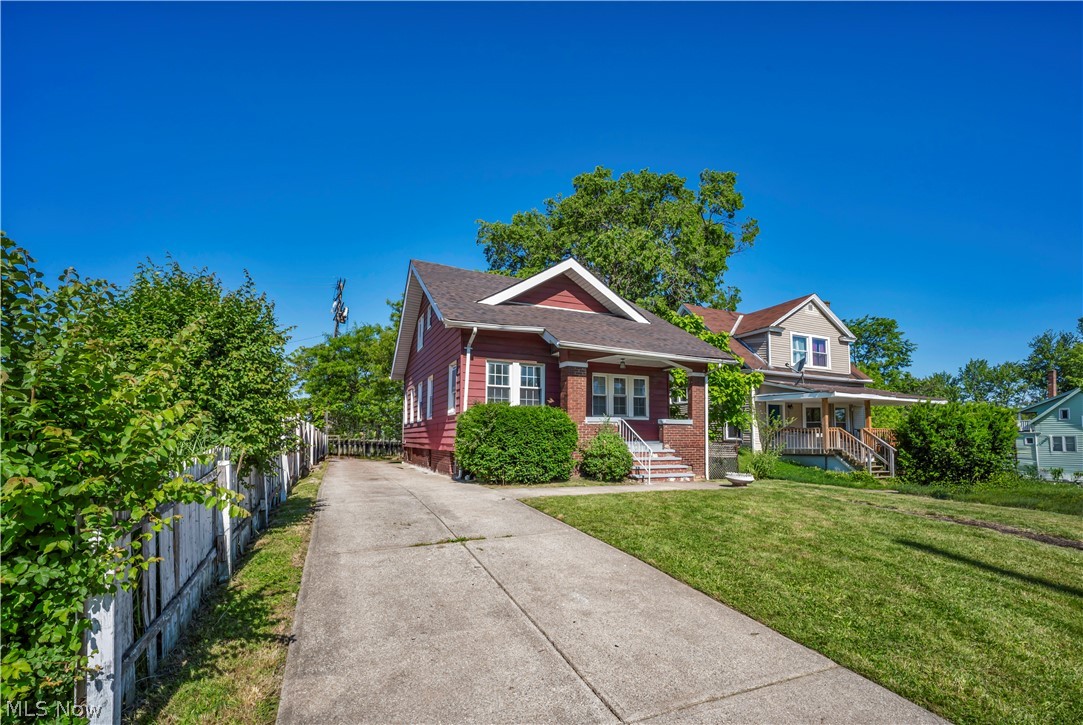 3338 E 119th Street Cleveland OH 44120