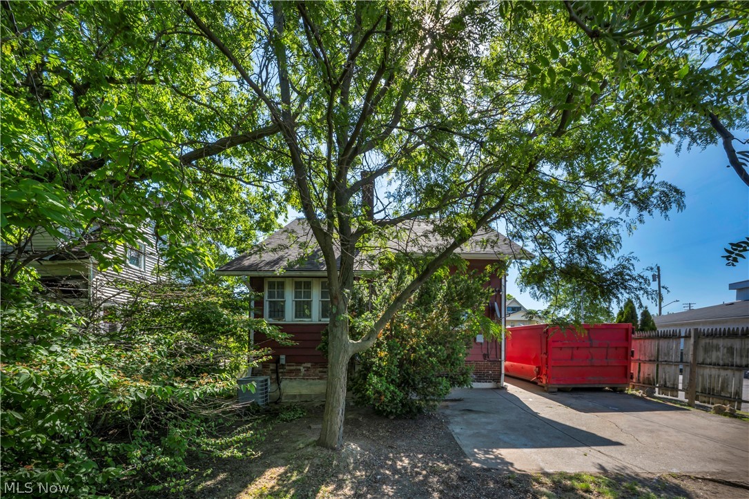 3338 E 119th Street Cleveland OH 44120