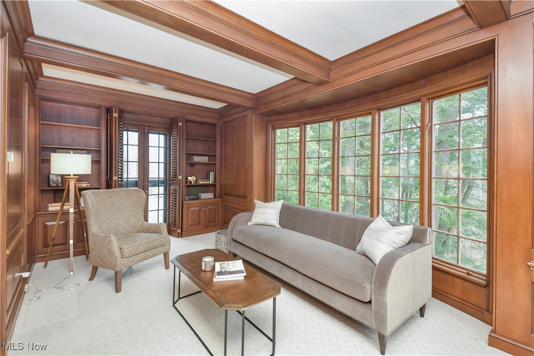 3452 Roundwood Road Hunting Valley OH 44022