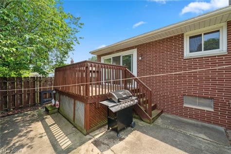 2091 Springfield Center Road Akron OH 44312