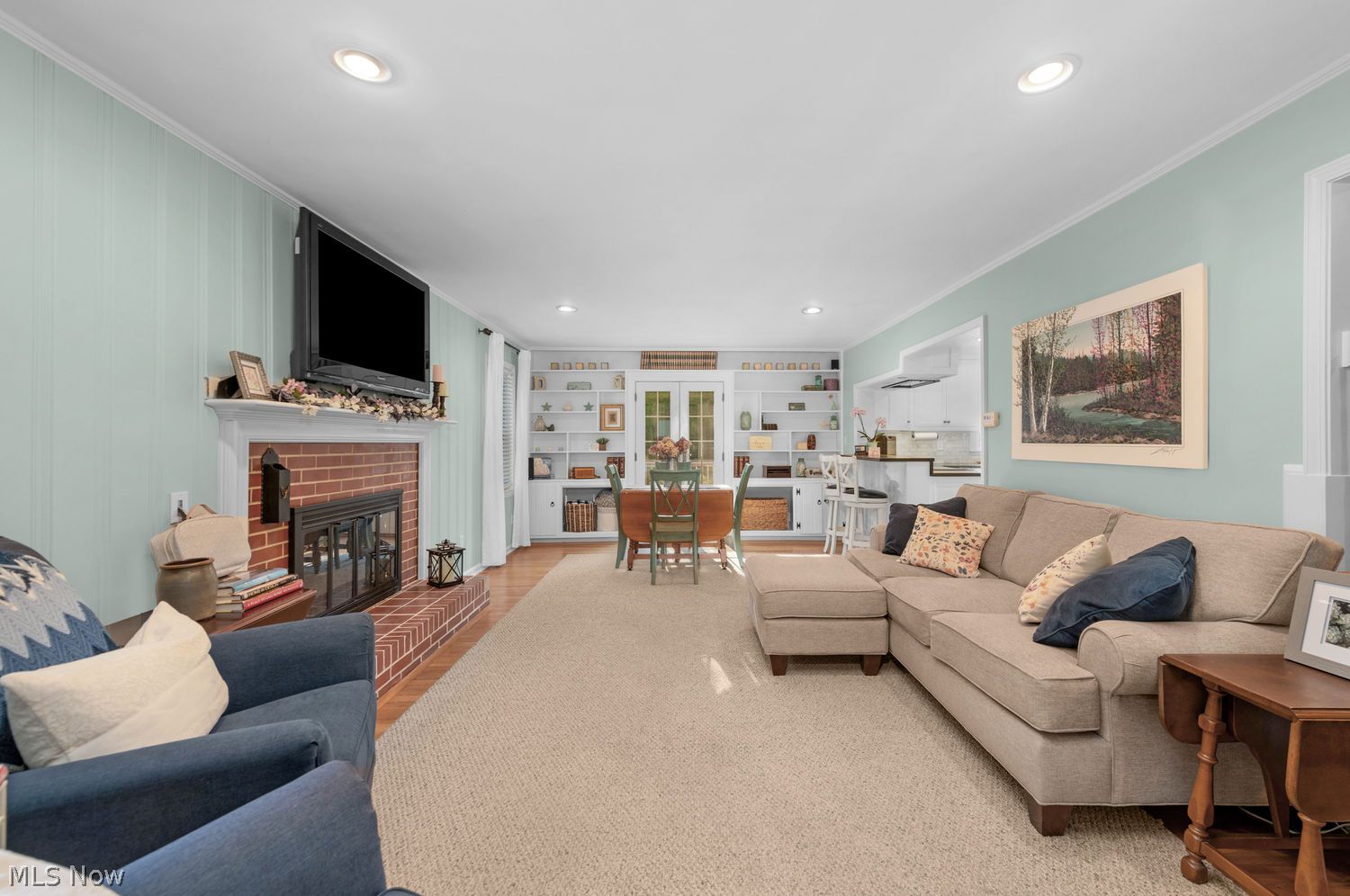 4473 Lansing Drive North Olmsted OH 44070
