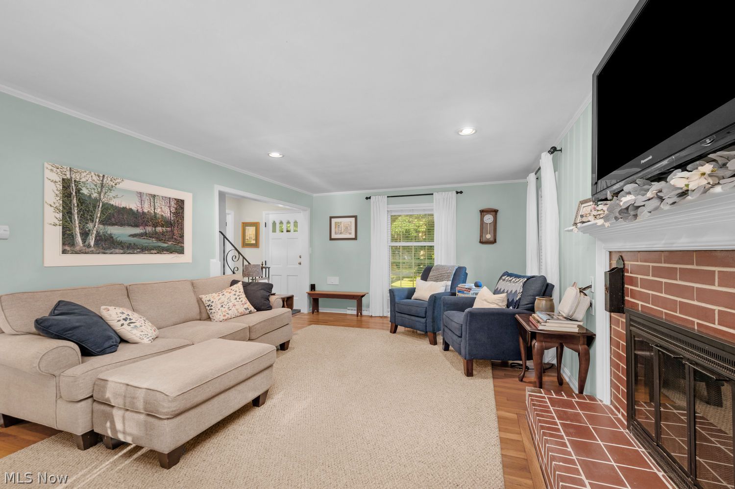4473 Lansing Drive North Olmsted OH 44070