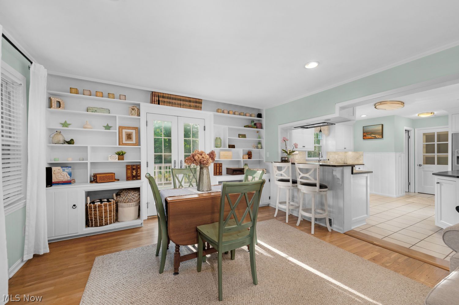 4473 Lansing Drive North Olmsted OH 44070