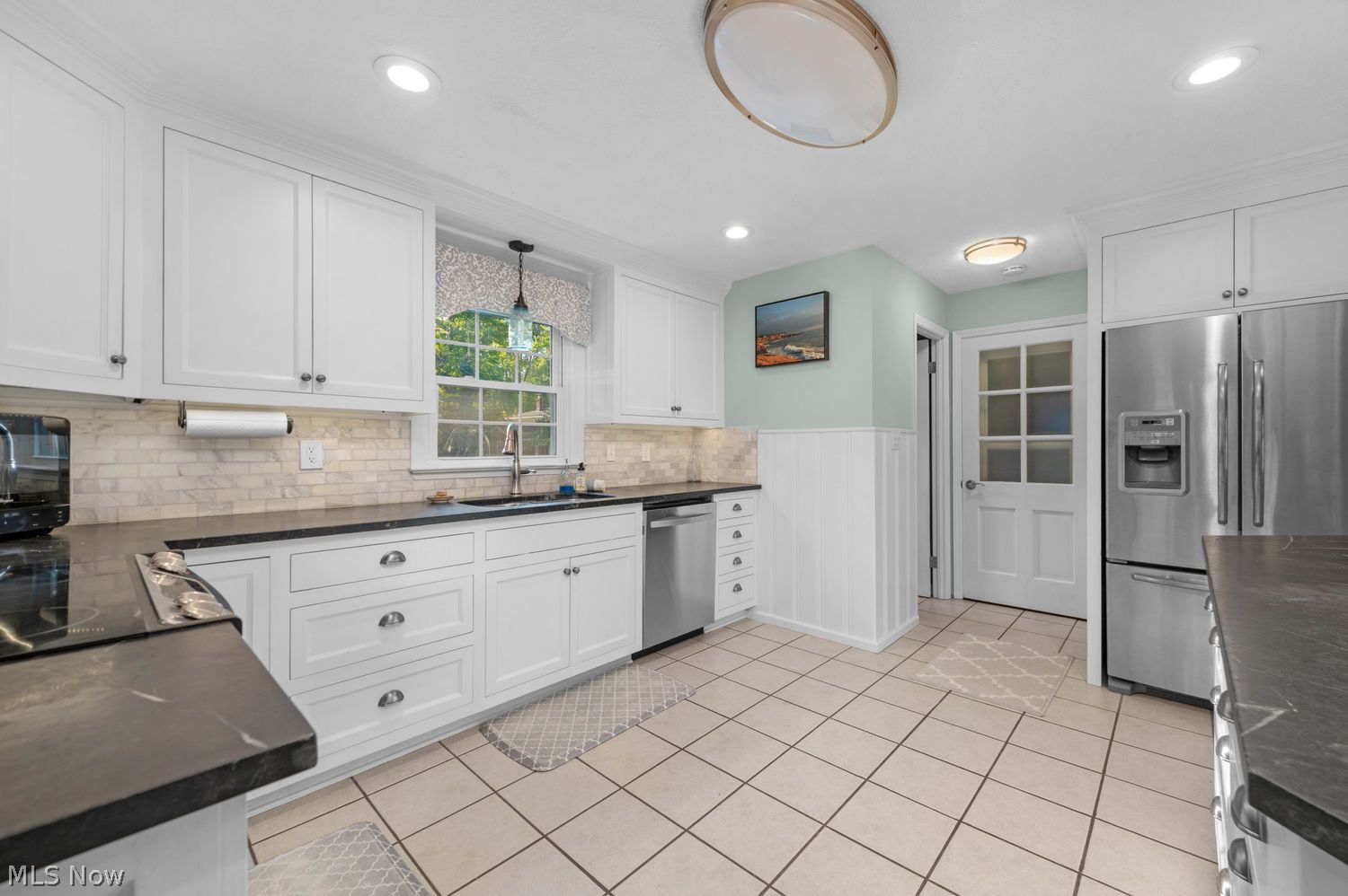 4473 Lansing Drive North Olmsted OH 44070