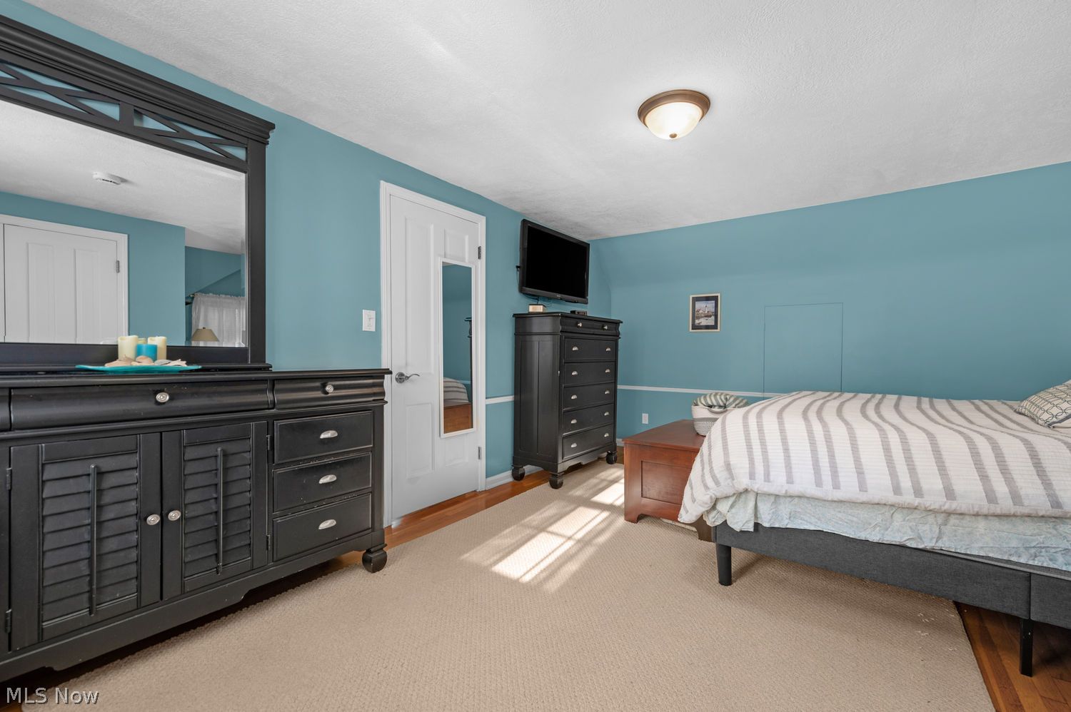4473 Lansing Drive North Olmsted OH 44070
