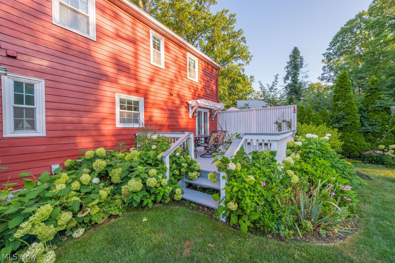 4473 Lansing Drive North Olmsted OH 44070