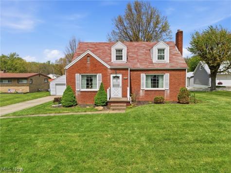 8885 Louisville Street Louisville OH 44641
